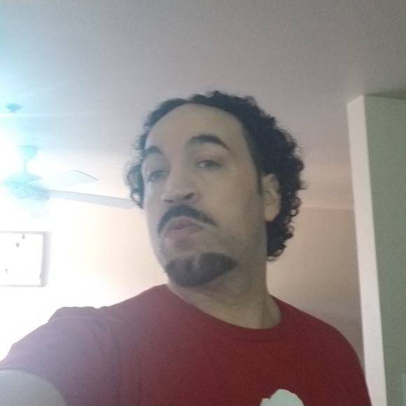 Meet your Posher, Roy - Picture 2 of 2